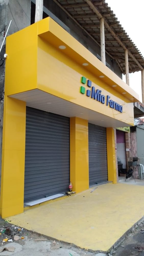 Mio Farma Storefront